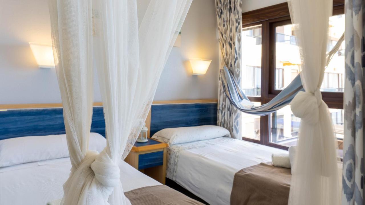 Apartment Aloha Playa Malaga 베날마데나코스타 외부 사진