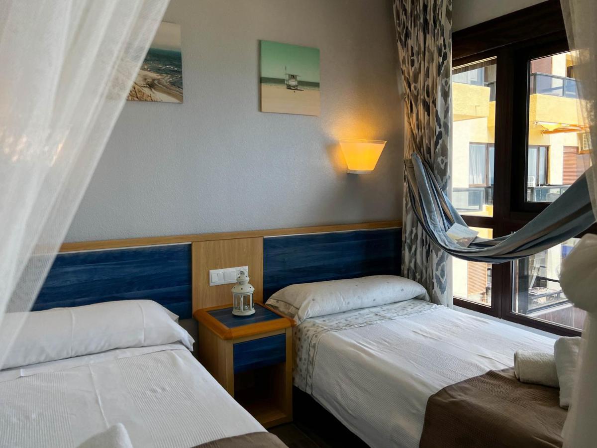 Apartment Aloha Playa Malaga 베날마데나코스타 외부 사진