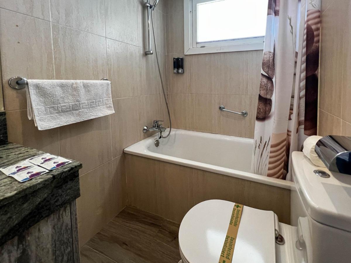 Apartment Aloha Playa Malaga 베날마데나코스타 외부 사진