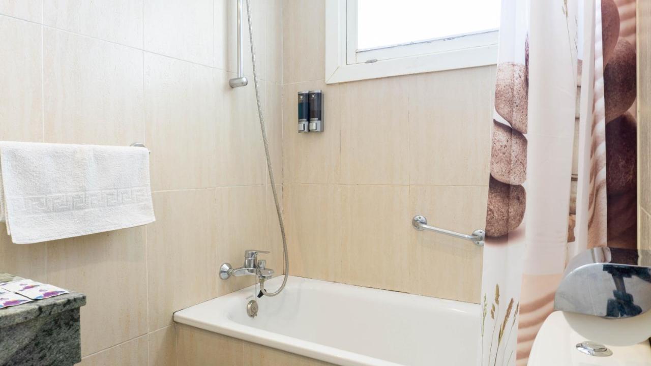Apartment Aloha Playa Malaga 베날마데나코스타 외부 사진
