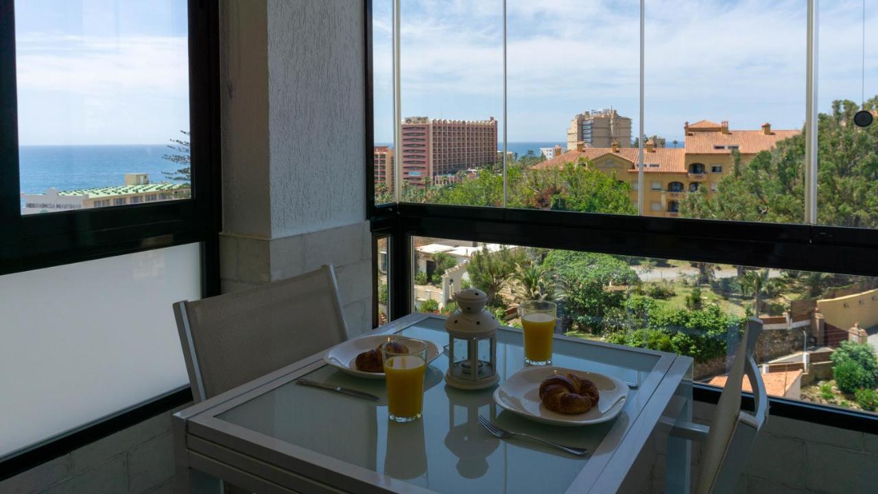Apartment Aloha Playa Malaga 베날마데나코스타 외부 사진